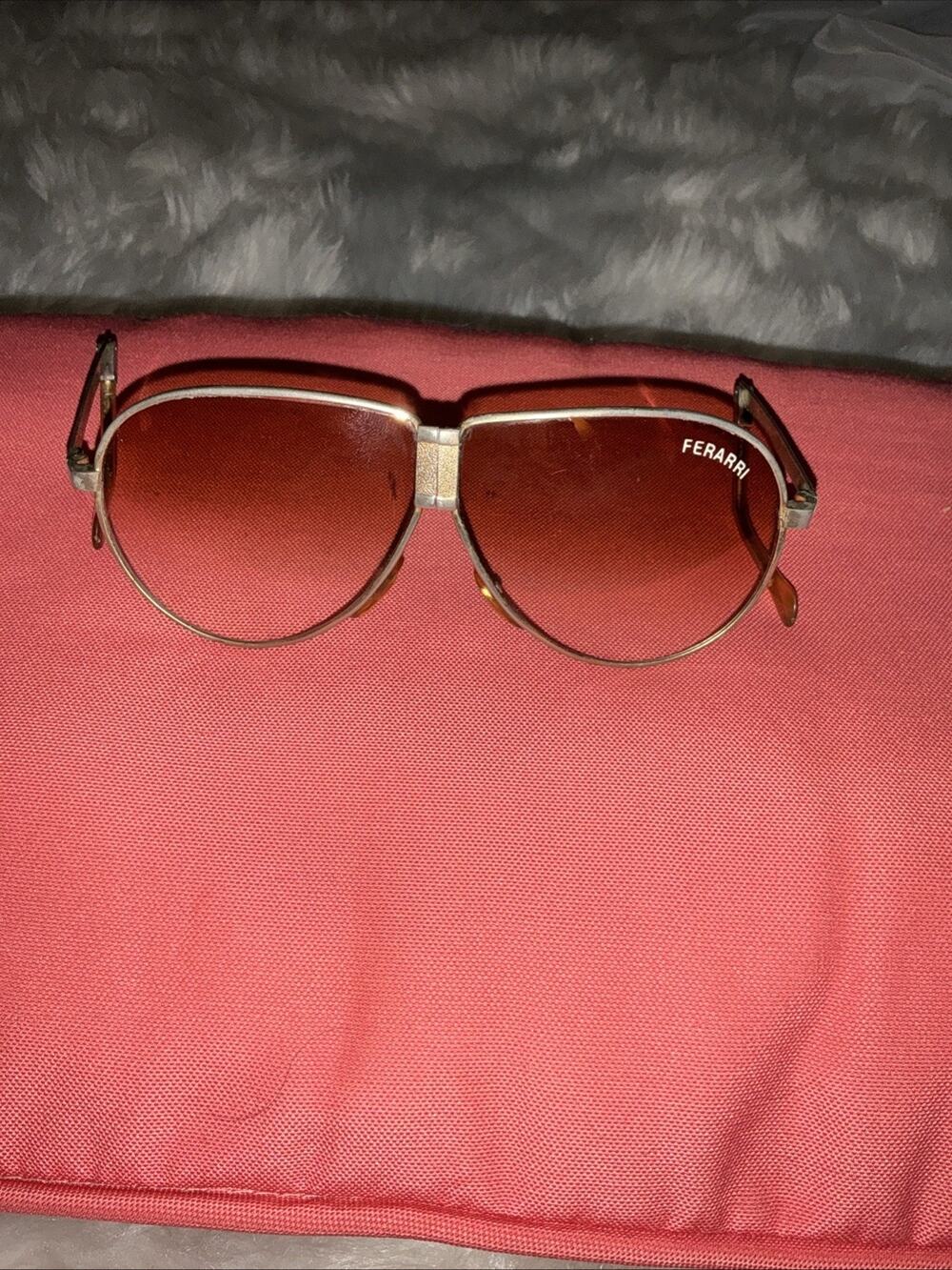 VINTAGE FERARRI FOLDING SUNGLASSES BROWN ZIP UP CASE 1980'S GOLD RIM AVIATOR